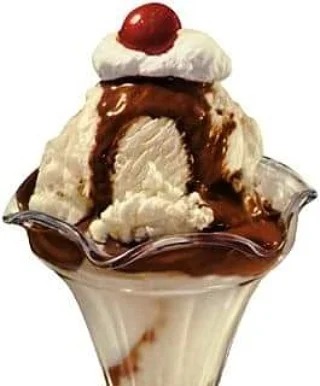Soft serve swirl with toppings